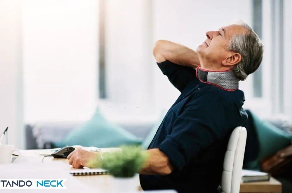  عکس تاندونک/کارمندی که از تاندونک استفاده میکند 